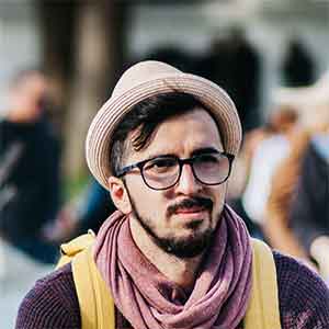 安全的代充渠道求的免费短信云呼轰炸